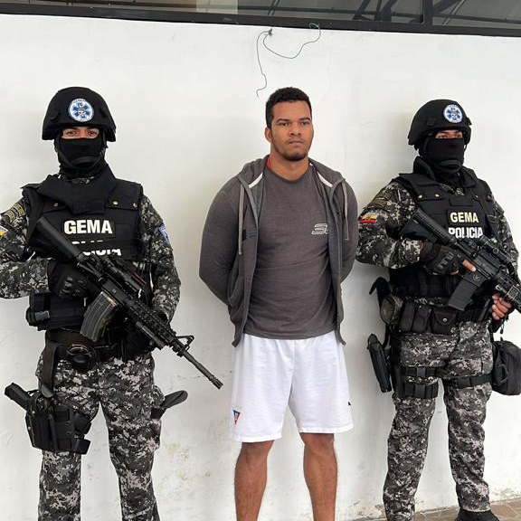 Capturan en Ecuador a alias “El Gringo”, máximo cabecilla de la disidencia colombiana de las Farc