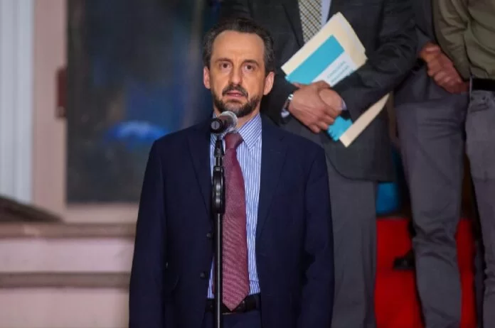 Hackean la cuenta de “X” al ministro de la Presidencia