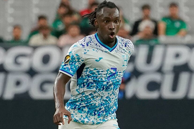Alberth Elis comienza a mejorar y despierta del coma inducido