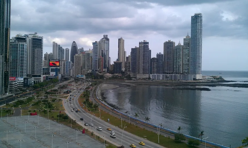 Eliminan a Panamá de la lista de países de alto riesgo por blanqueo de capitales de la UE