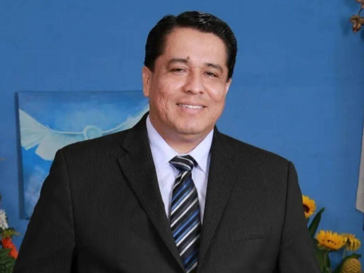 “El juez premio a los delincuentes”, dice pastor Roy Santos sobre veredicto de culpabilidad de JOH
