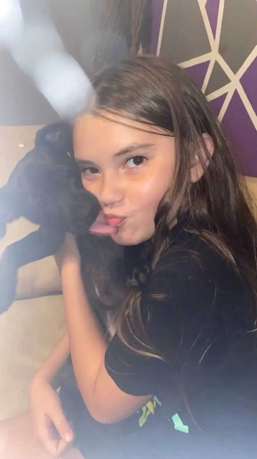 Niña de 11 años fallece en incendio tras intentar rescatar a su cachorro