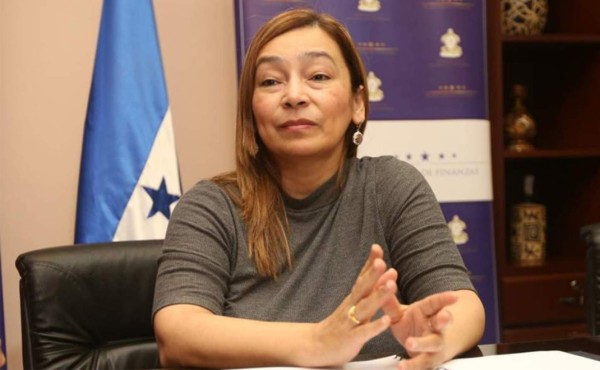 MP solicita orden de captura contra exministra de Finanzas, Rocío Tábora, al no presentarse a audiencia donde juez notificaría formalmente el cambio de medidas cautelares