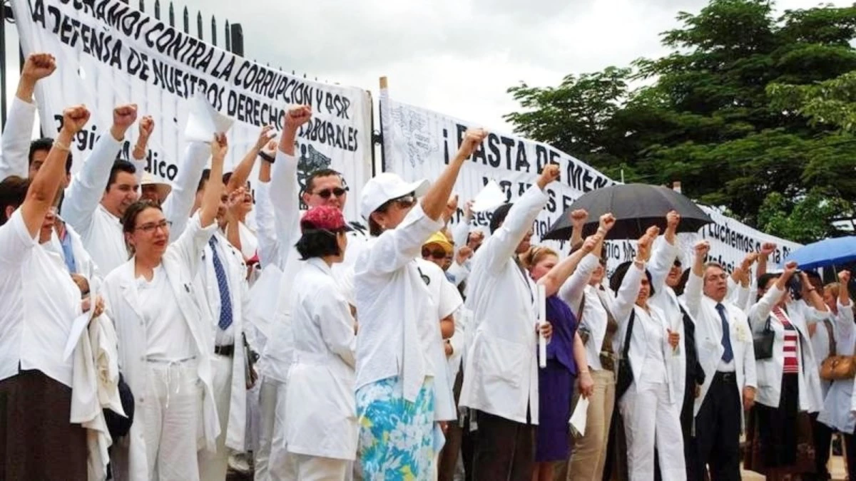 Gremio Médico y profesionales de Salud continúan este lunes con asambleas informativas a nivel nacional