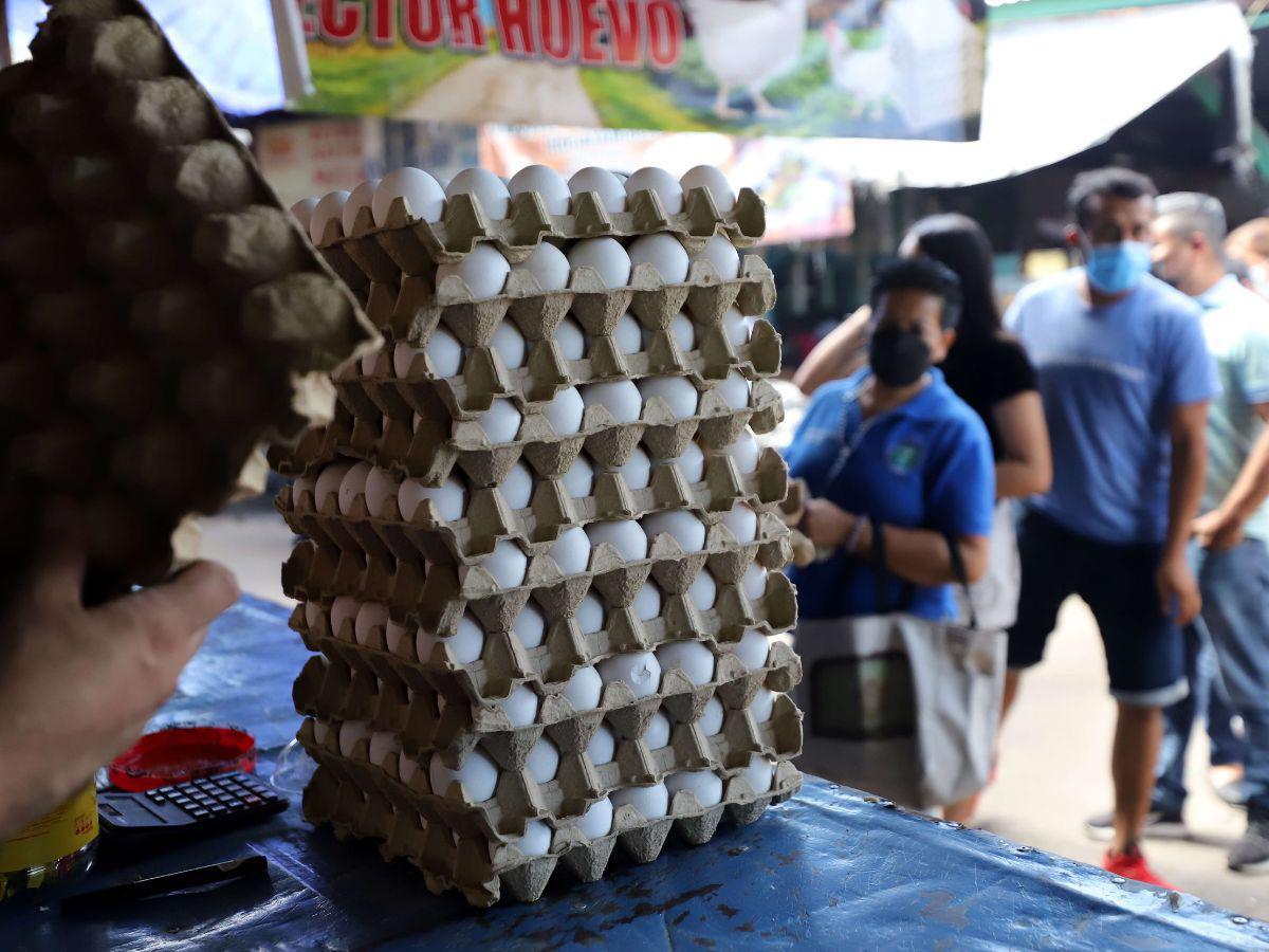 ¡Trancazo! Entre L5 y L7 subirá el huevo la próxima semana en mercados capitalinos