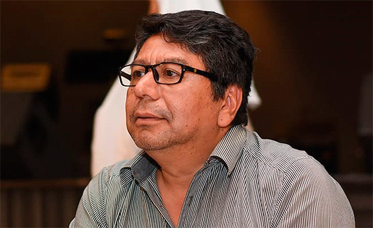 César Indiano – ¡Y vuelve la gigantona catrina!