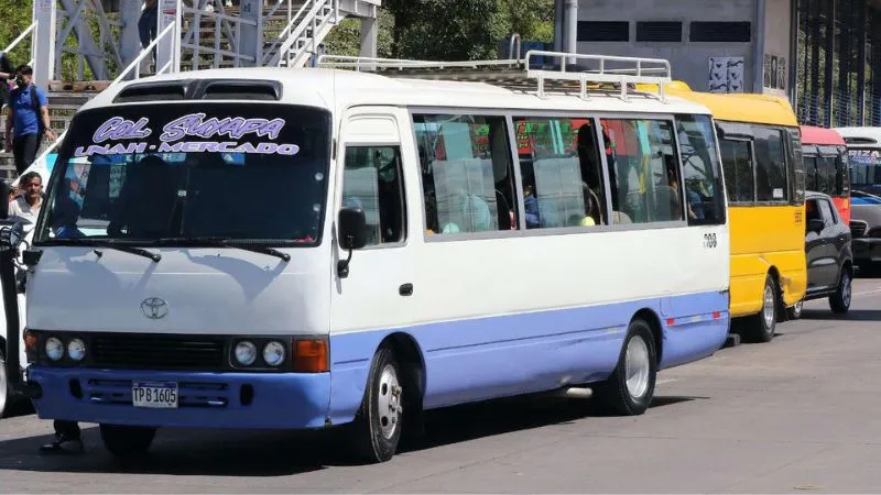 Transporte público trabaja con normalidad este martes tras conversaciones con el IHTT