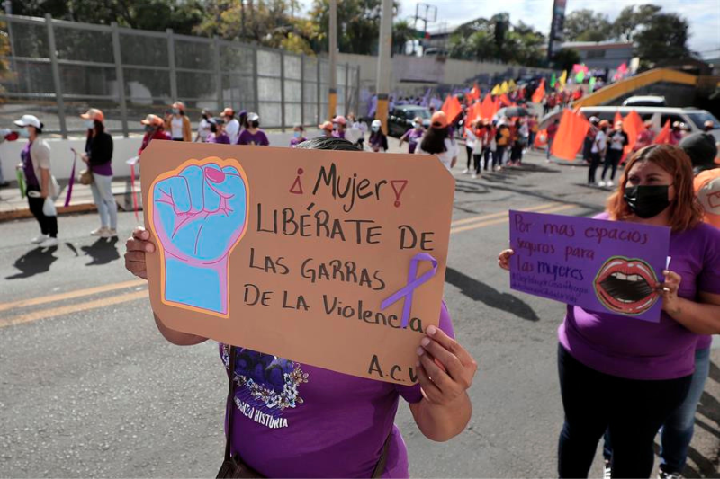 Organizaciones feministas reiteran que mujeres viven en zozobra ante violencia e impunidad