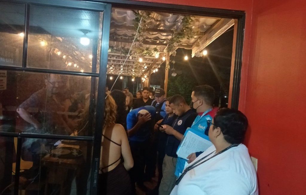 Nueve menores en vulnerabilidad son rescatadas de centros nocturnos en San Pedro Sula
