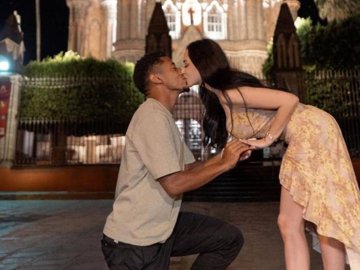 “Choco” Lozano anuncia boda luego que su novia le diera el “sí” tras romántica propuesta