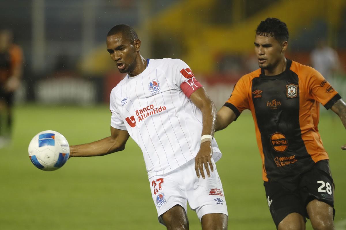 Desconocido Olimpia cae ante Águila de El Salvador y se complica en la Copa Centroamericana