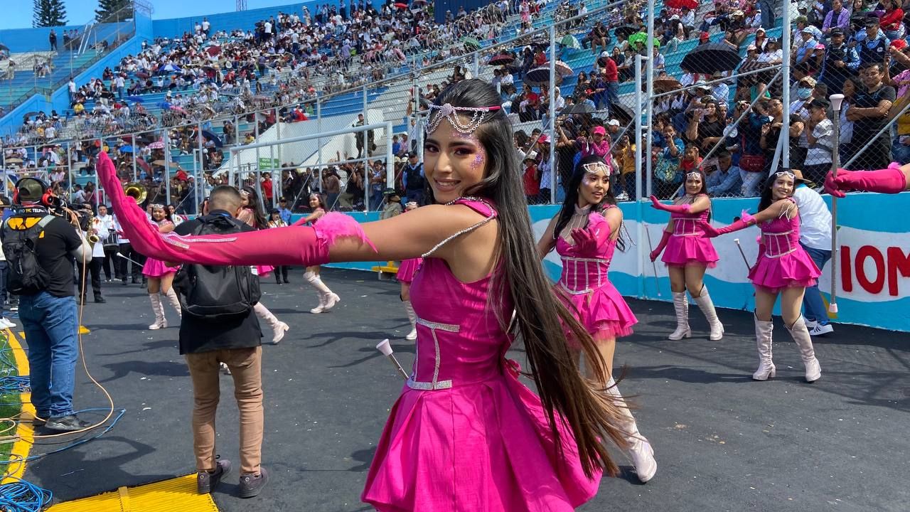 Educación oficializa que 74 colegios participarán en desfiles del 15 de Septiembre en Tegucigalpa