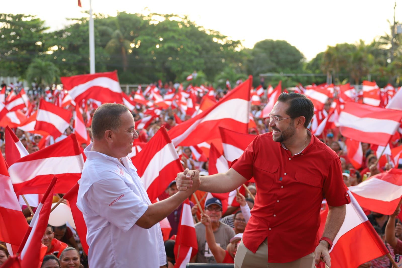Jorge Cálix impulsa el entusiasmo del Partido Liberal en Puerto Cortés