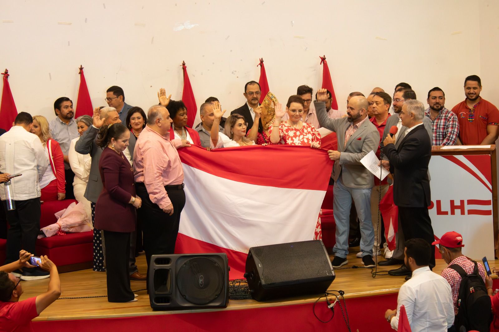 Beatriz Valle regresa al Partido Liberal y se une al movimiento “Juntos por el cambio” de Jorge Cálix