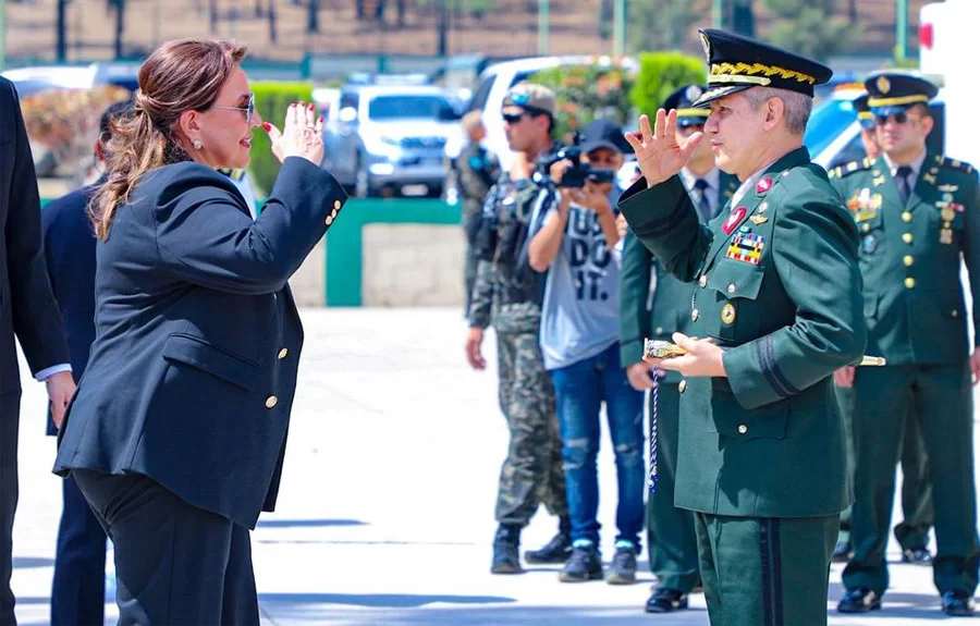 Mario Facussé afirma que el Gobierno y las FFAA deberían sentarse para definir qué tipo de golpe quieren