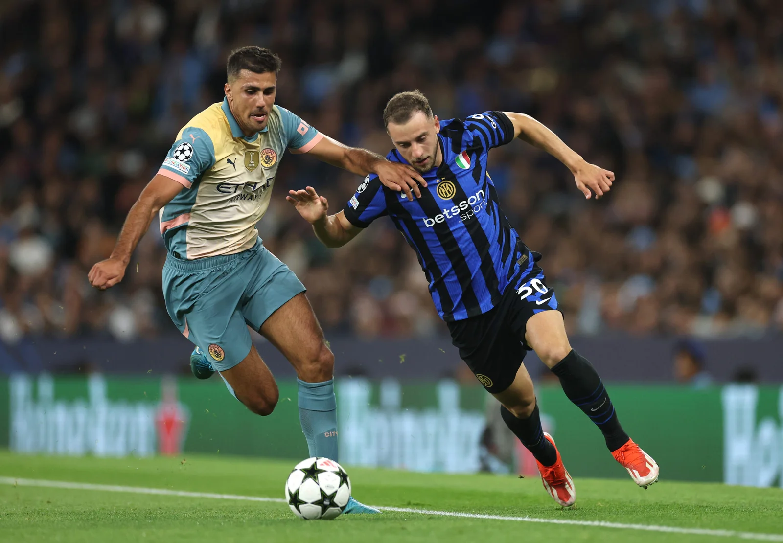 Manchester City iguala en un aburrido 0-0 ante Inter de Milán