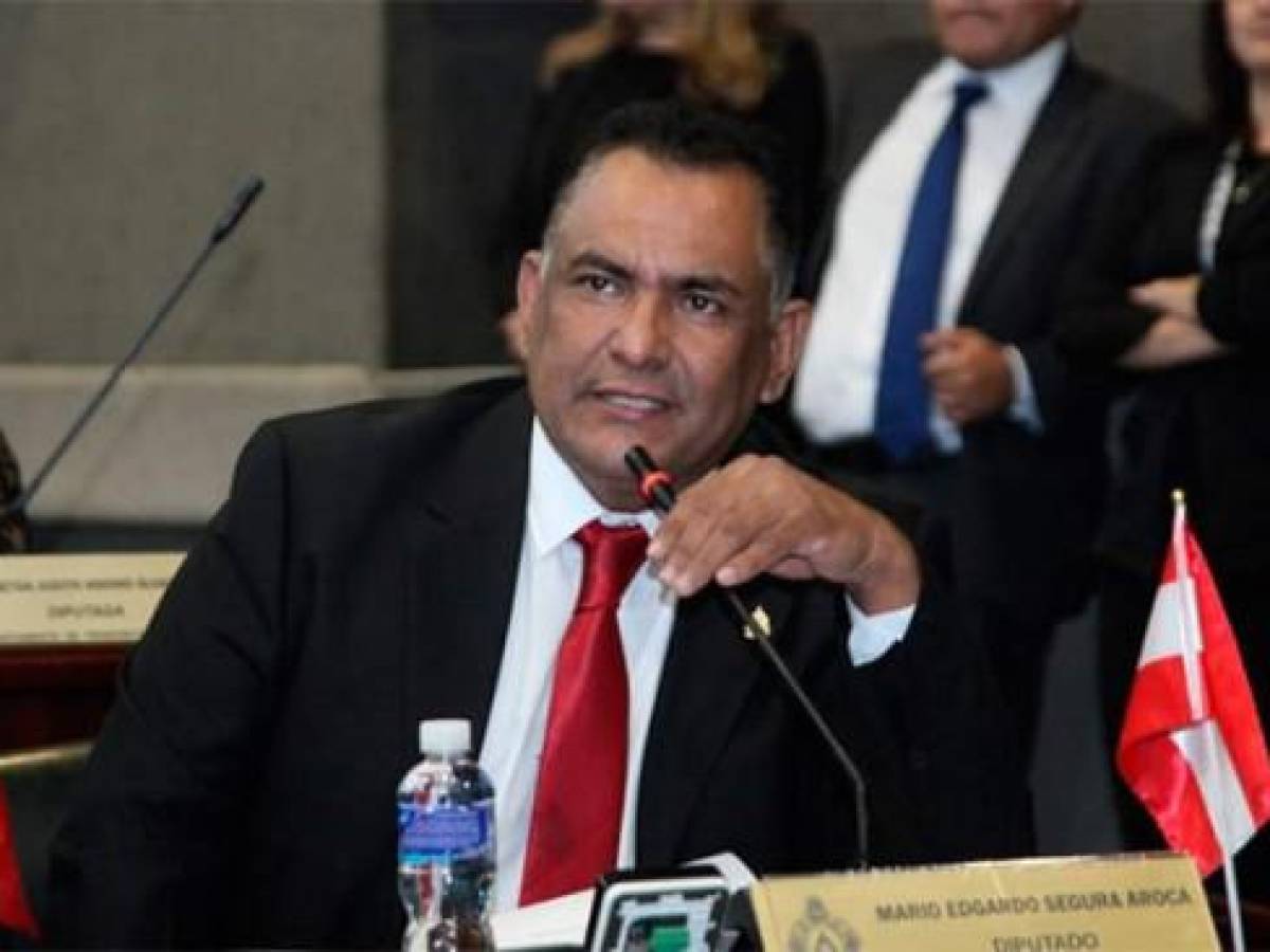 Desmienten que Mario Segura promueva sobornos en bancada liberal
