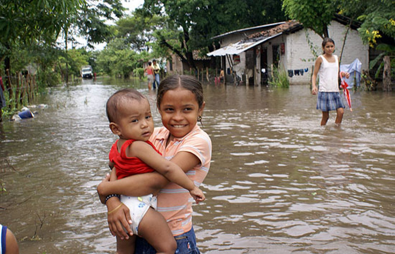 LLuvias dejan ya nueve muertos y unos 27 mil hondureños gravemente afectados