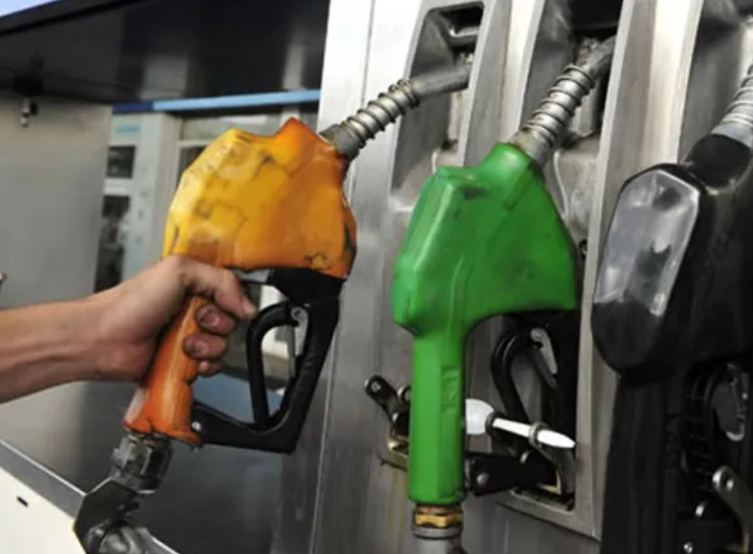 ¡Nuevo Trancazo! Gobierno oficializa nuevos aumentos en los combustibles a partid de la próxima semana