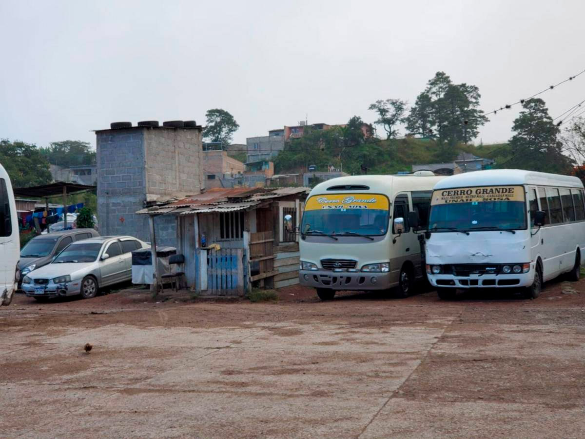 Conductores de la Cerro Grande se tomarán nuevamente la salida a Olancho en protesta para exigir se les permita circular con licencia liviana