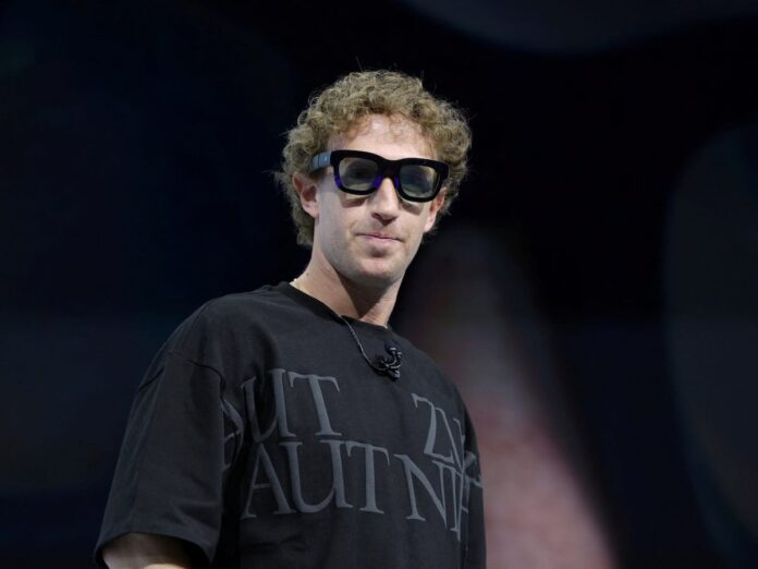 Mark Zuckerberg afirma que en 10 años los celulares quedarán obsoletos siendo reemplazados por lentes inteligentes