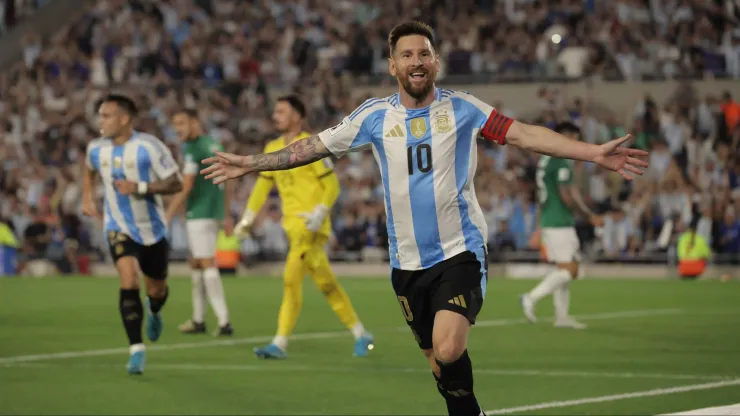 Con Hat-trick de Messi, Argentina destruye a Bolivia en el Monumental y se mantiene líder de las eliminatorias de Conmebol