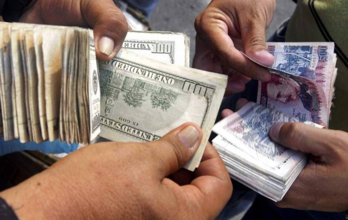 Precio del dólar ya supera los 25 lempiras