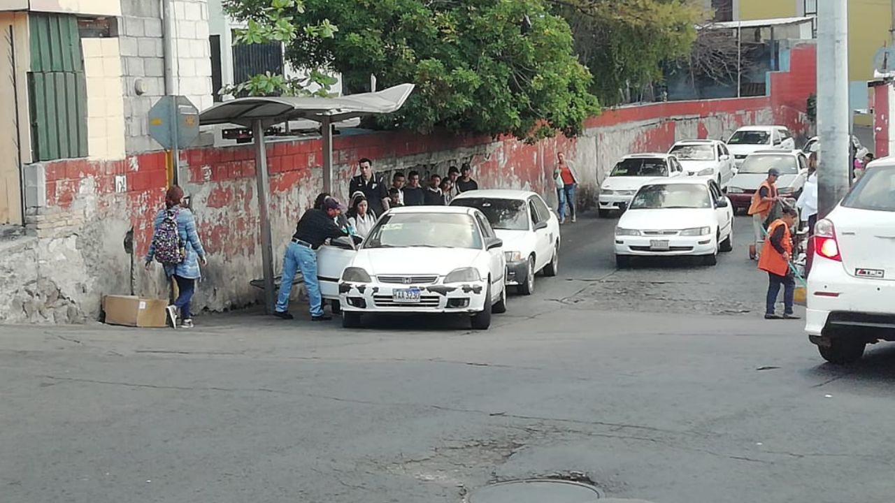Usuarios denuncian cobros excesivos no autorizados de hasta L.50 en colectivos y L.20 en “rapiditos” en varios puntos del Distrito Central