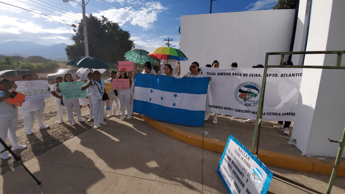 Enfermeras auxiliares de La Ceiba protestan hoy por pago de salarios atrasados