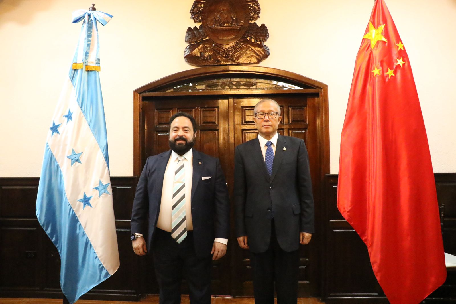 Histórica visita a Honduras del vicepresidente del Comité Permanente de la Asamblea Popular Nacional de China