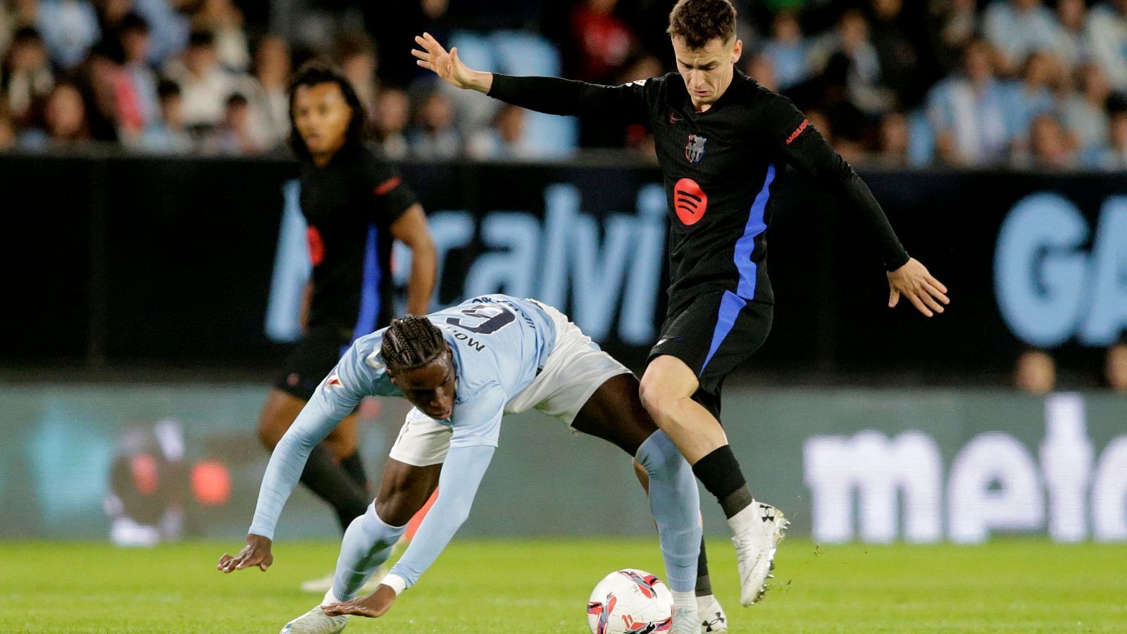 Celta le saca el triunfo de la bolsa al Barcelona en los últimos minutos y consigue el empate de local