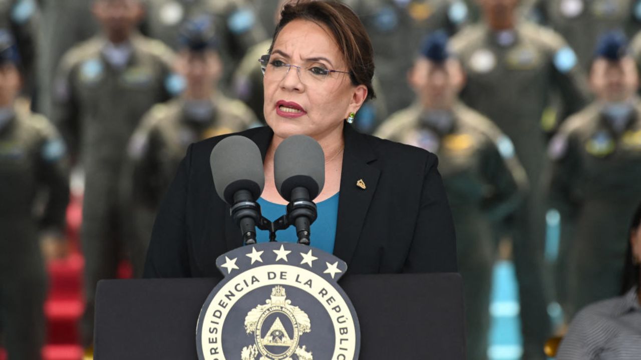 Xiomara Castro: “Así como los pobres pagan impuestos hasta por los churros; los que más ganan también deben pagar”