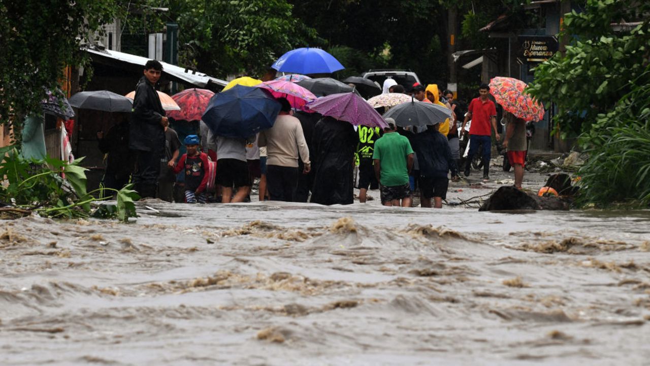 Tormenta Sara dejó cinco muertos y más de 200,000 afectados en Honduras