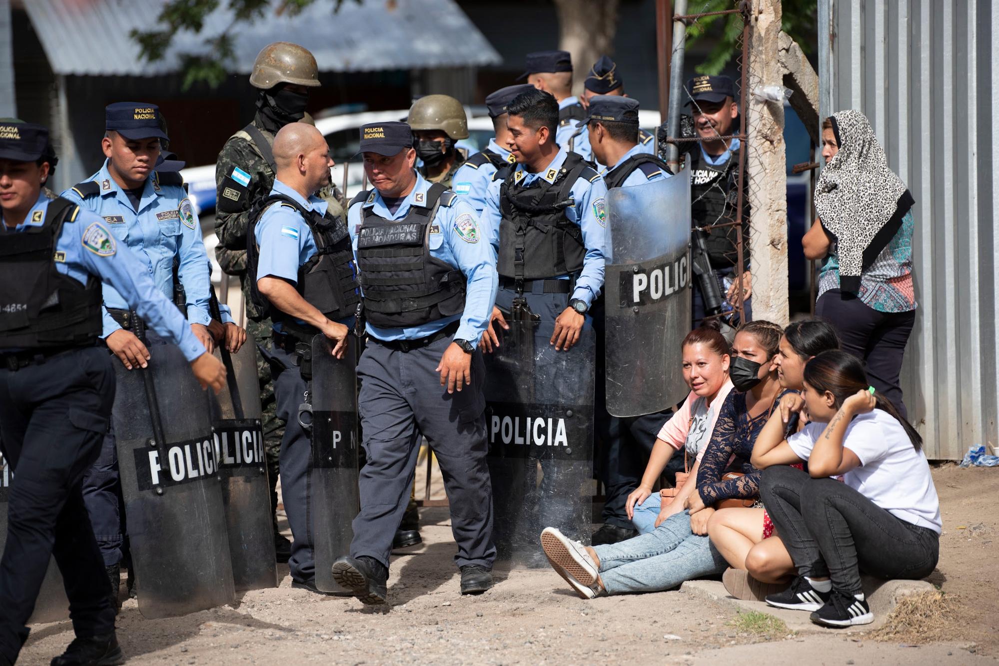 Comienza juicio contra ocho pandilleras por matanza de 46 reclusas en PNFAS en 2023
