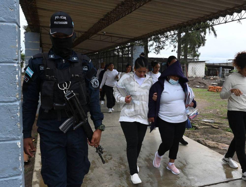 Cerca de un centenar de medios probatorios en juicio por masacre en la PNFAS