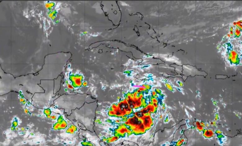Honduras en alerta tras formación de tormenta Sara que amenaza el territorio nacional