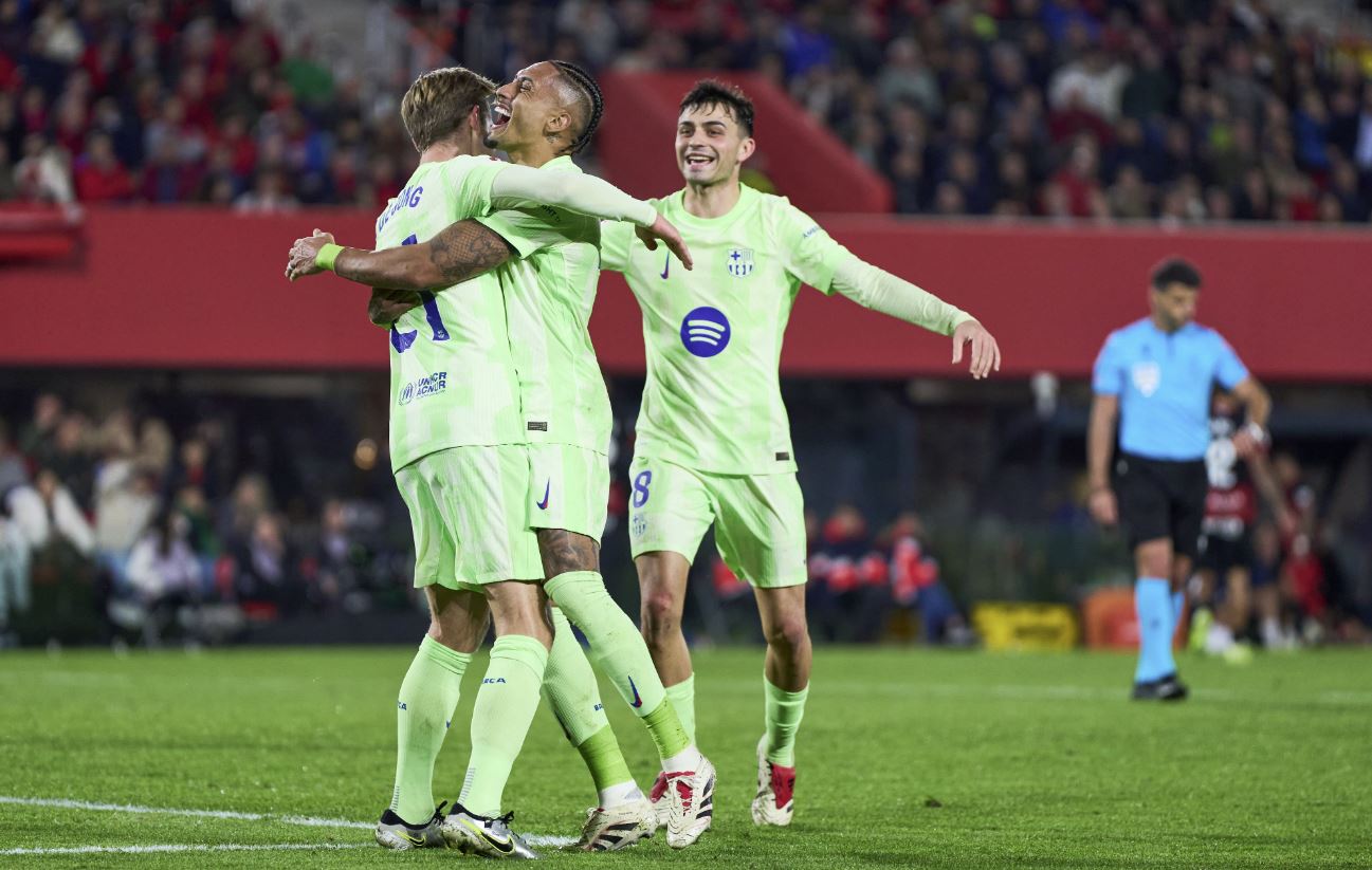 Barcelona destroza al Mallorca para despejar dudas y seguir en el liderato de La Liga
