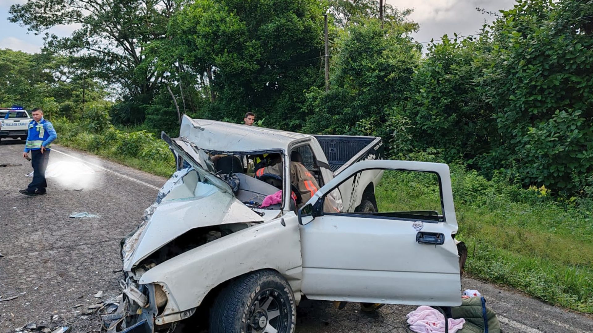 ¡Trágico! Fuerte accidente vial deja al menos dos muertos en Tela