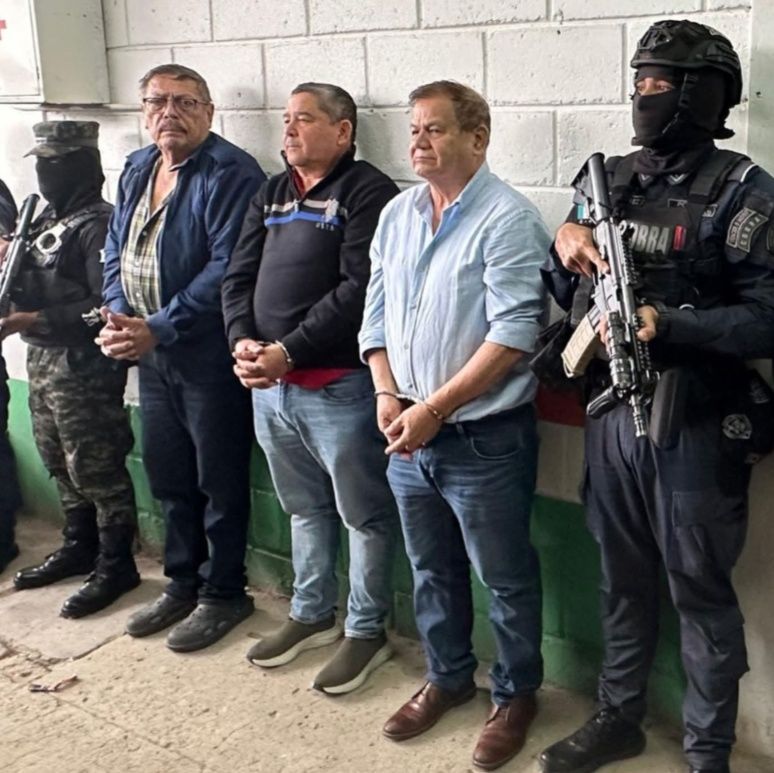 Posponen audiencia a tres exjefes de las Fuerzas Armadas acusados de homicidio durante golpe de Estado