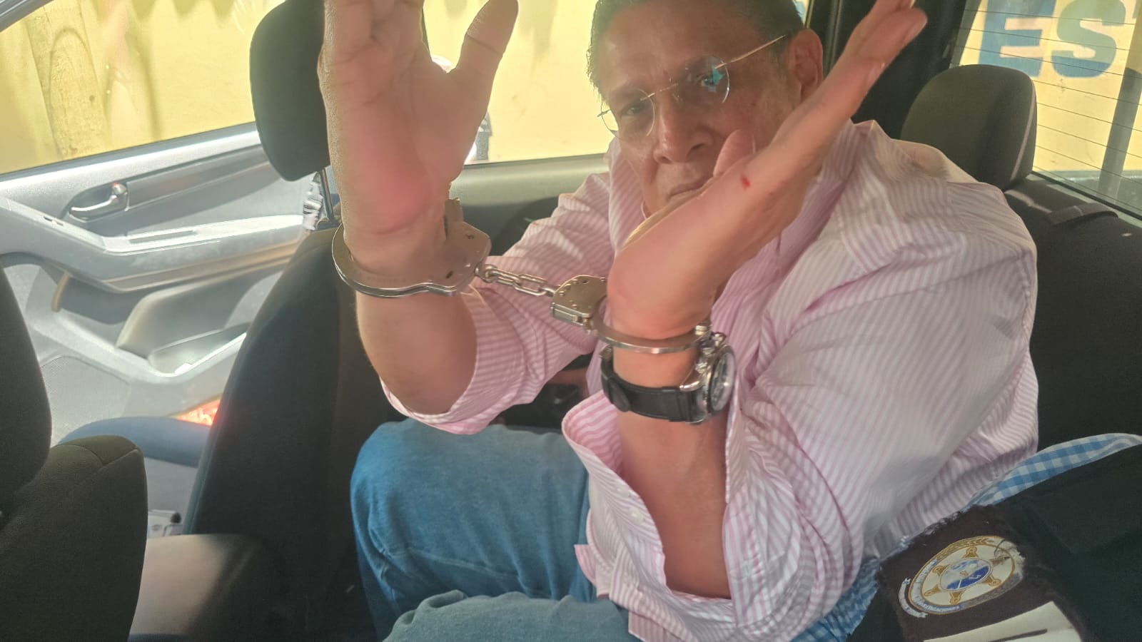 Periodista Esdras Amado López denuncia que: “Mel tiene un sicario para matarme”