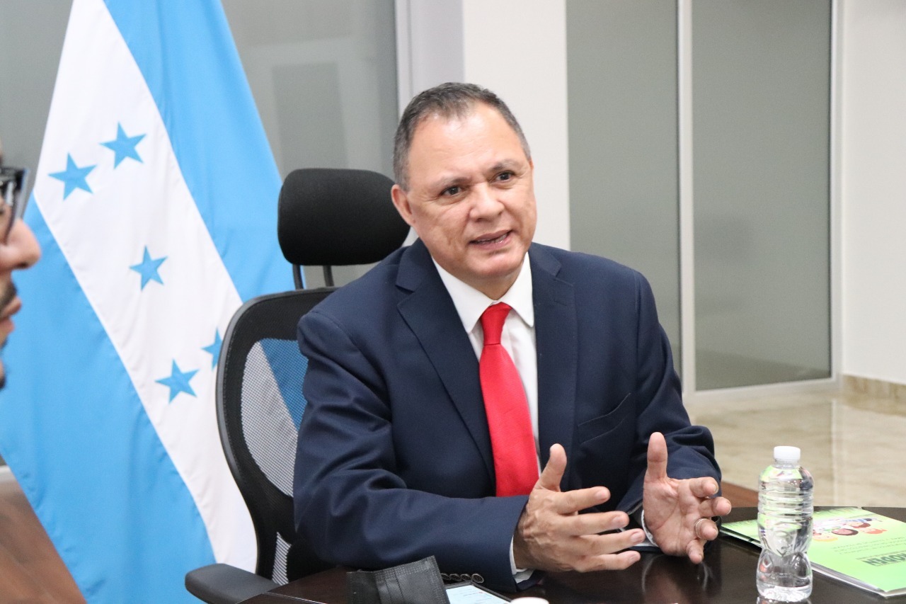 ¿Cuál es la alternativa que propone el vicecanciller Antonio García para salvar la CICIH?