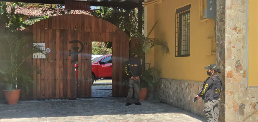 Director de OABI confirma que administra 12 bienes del expresidente Hernández