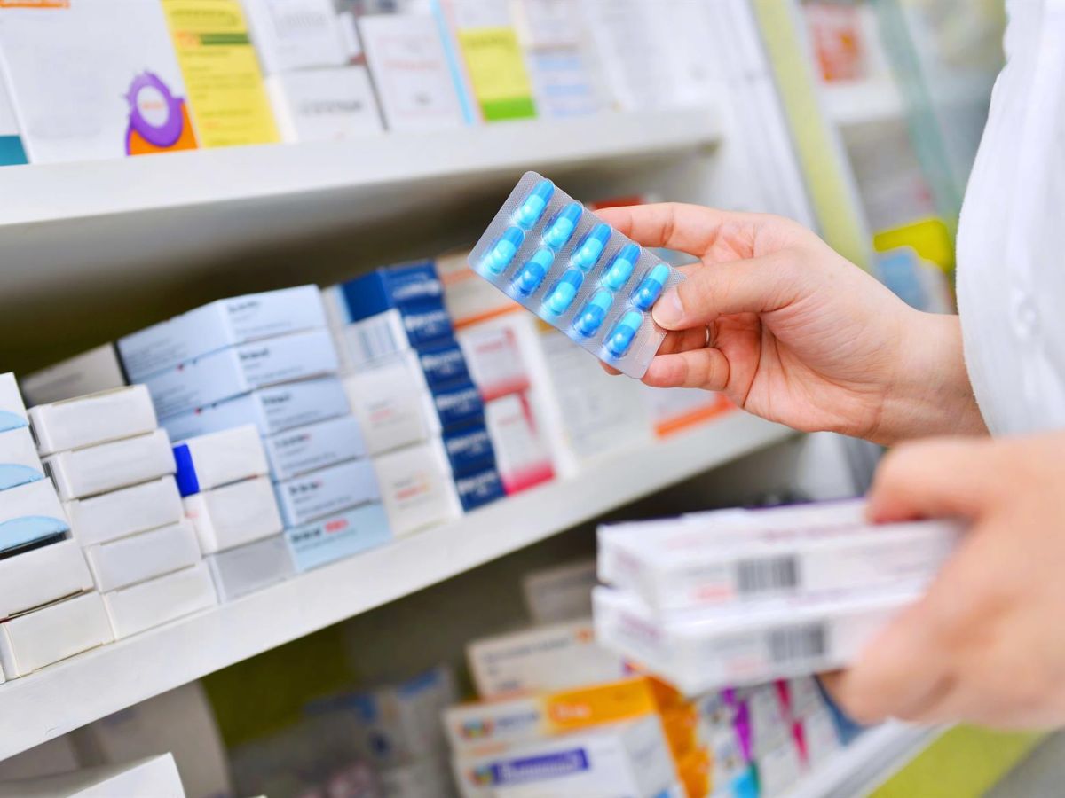 Gobierno destinará mil millones de lempiras anuales para garantizar medicamentos gratuitos en Honduras