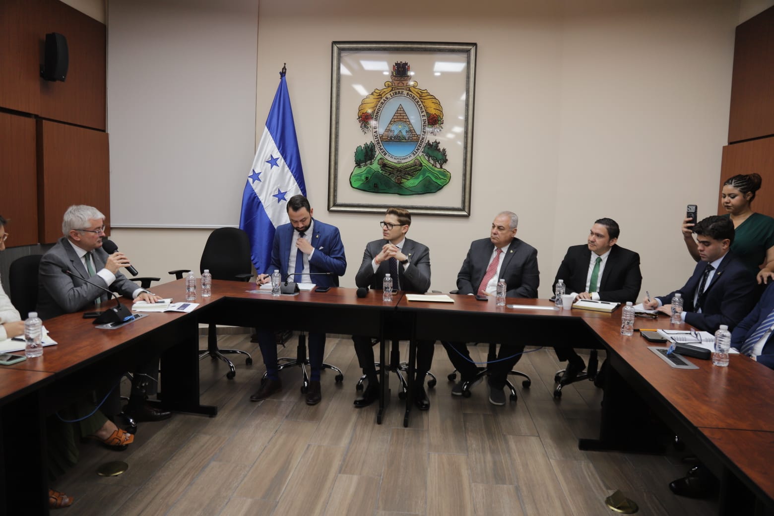 Congreso Nacional y Francia impulsan nuevos proyectos de inversión