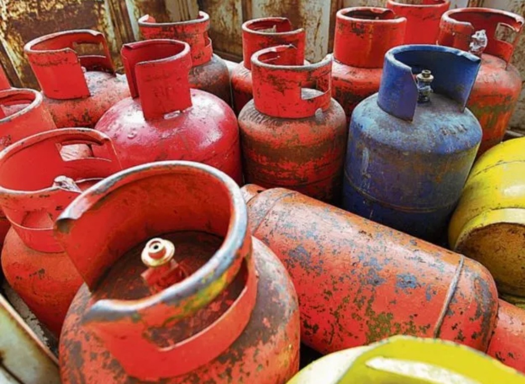 Gobierno de Honduras extiende subsidios a energía, combustibles y gas para proteger a las familias