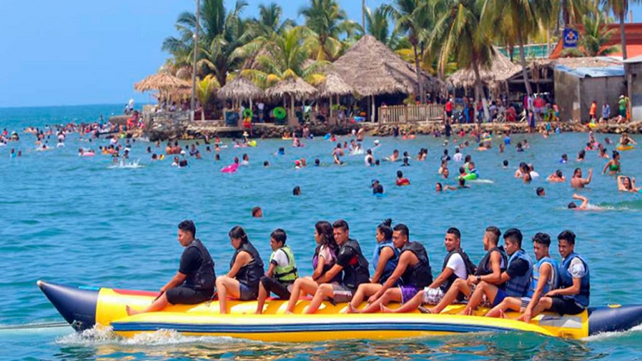 Turismo en alza: más de 98 mil personas ingresan al país en Semana Santa