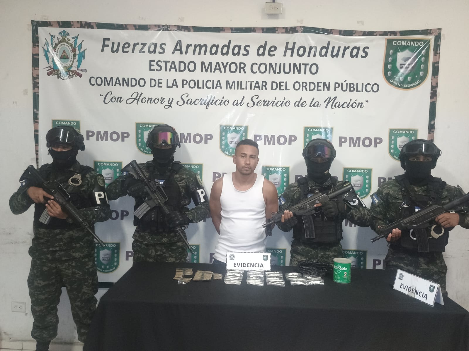 Capturan a supuesto integrante de la MS-13 por tráfico de drogas en operativo militar