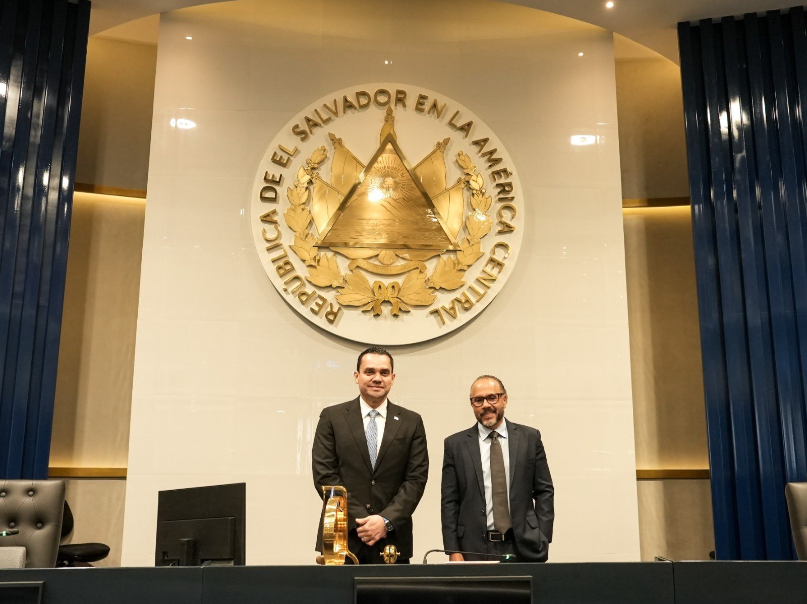 Honduras y El Salvador fortalecen cooperación legislativa en histórica reunión entre Tomás Zambrano y Ernesto Castro