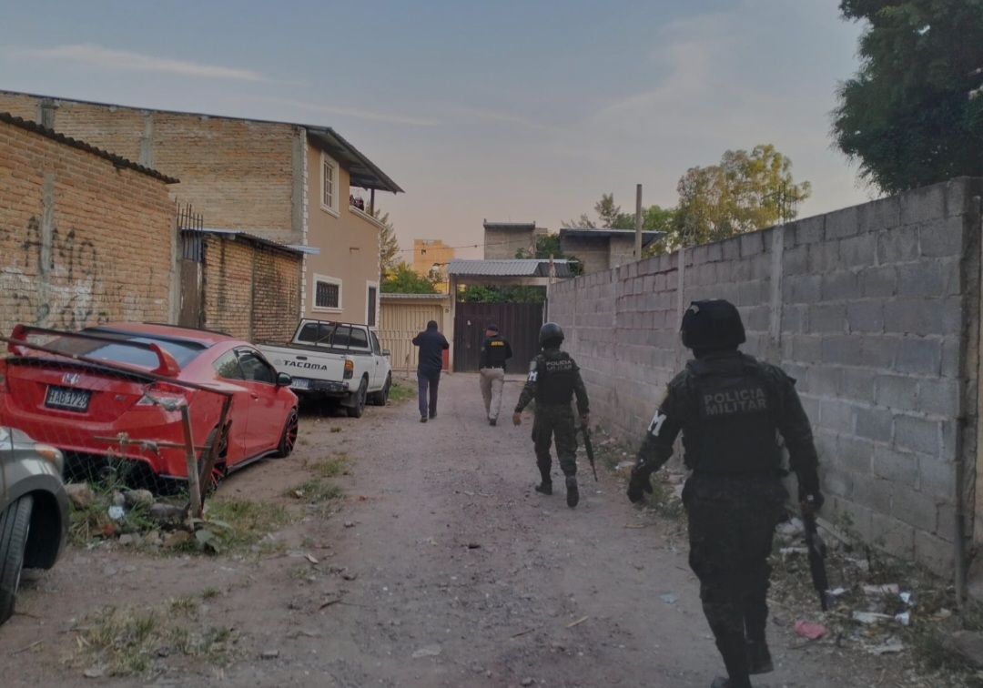 Capturan en operativo a sujeto acusado de abusar de una menor contactada por Facebook