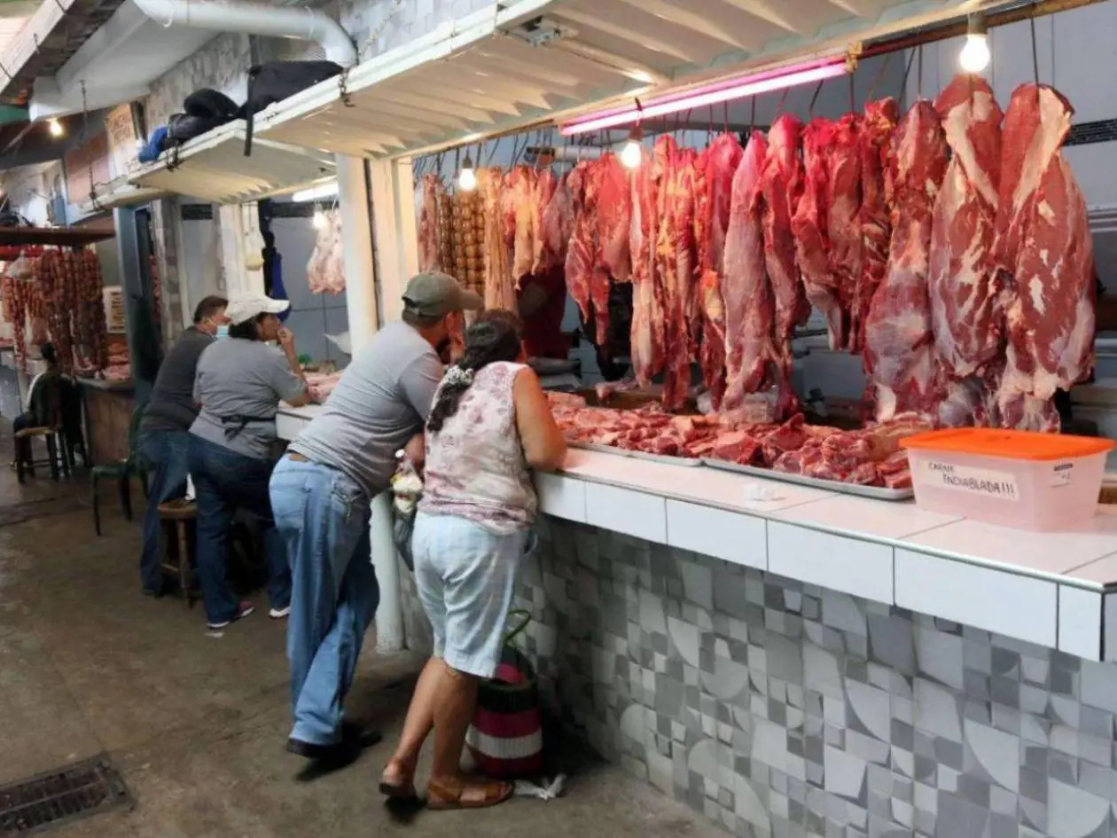 Ya no ajusta el dinero: familias hondureñas recurren a vísceras ante el encarecimiento de la canasta básica